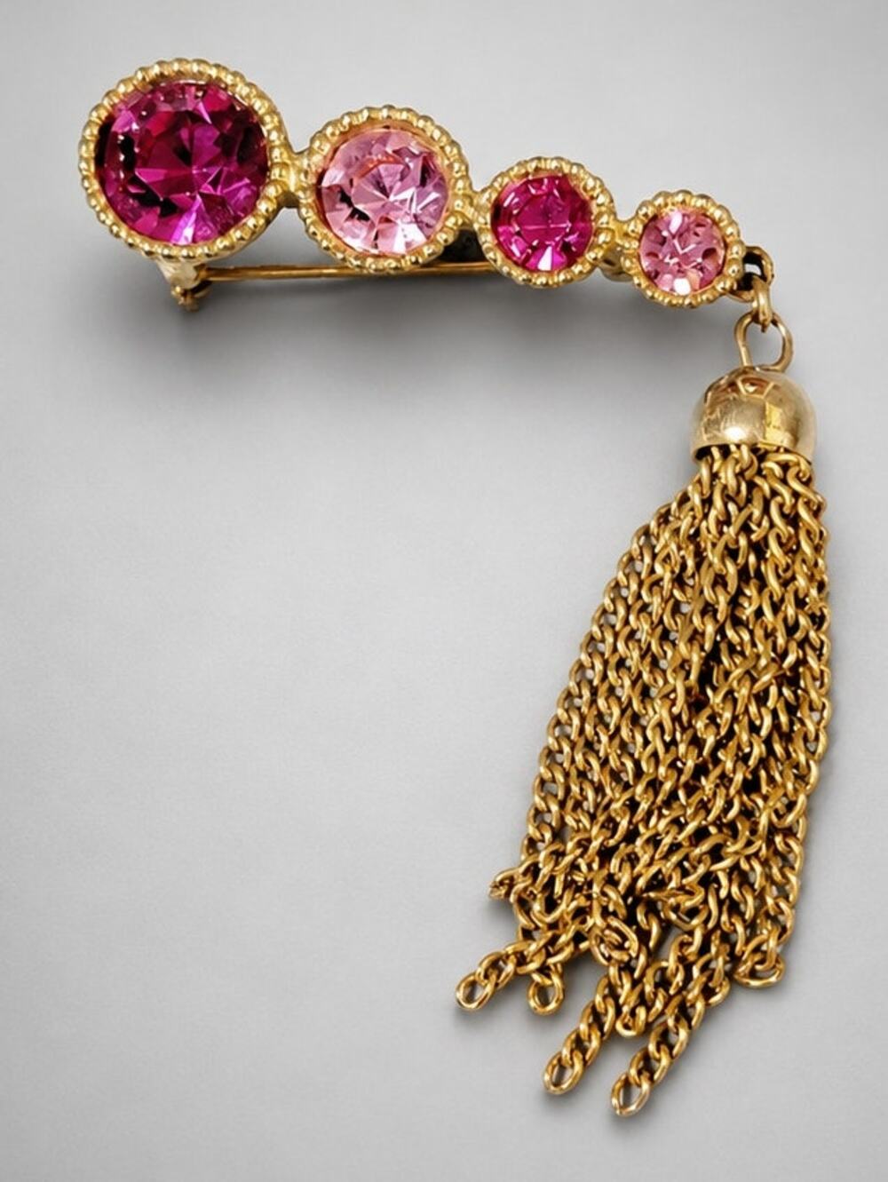 Vintage Sarah Coventry Pink rhinestone brooch‎ pin with tassel 3" long go-100